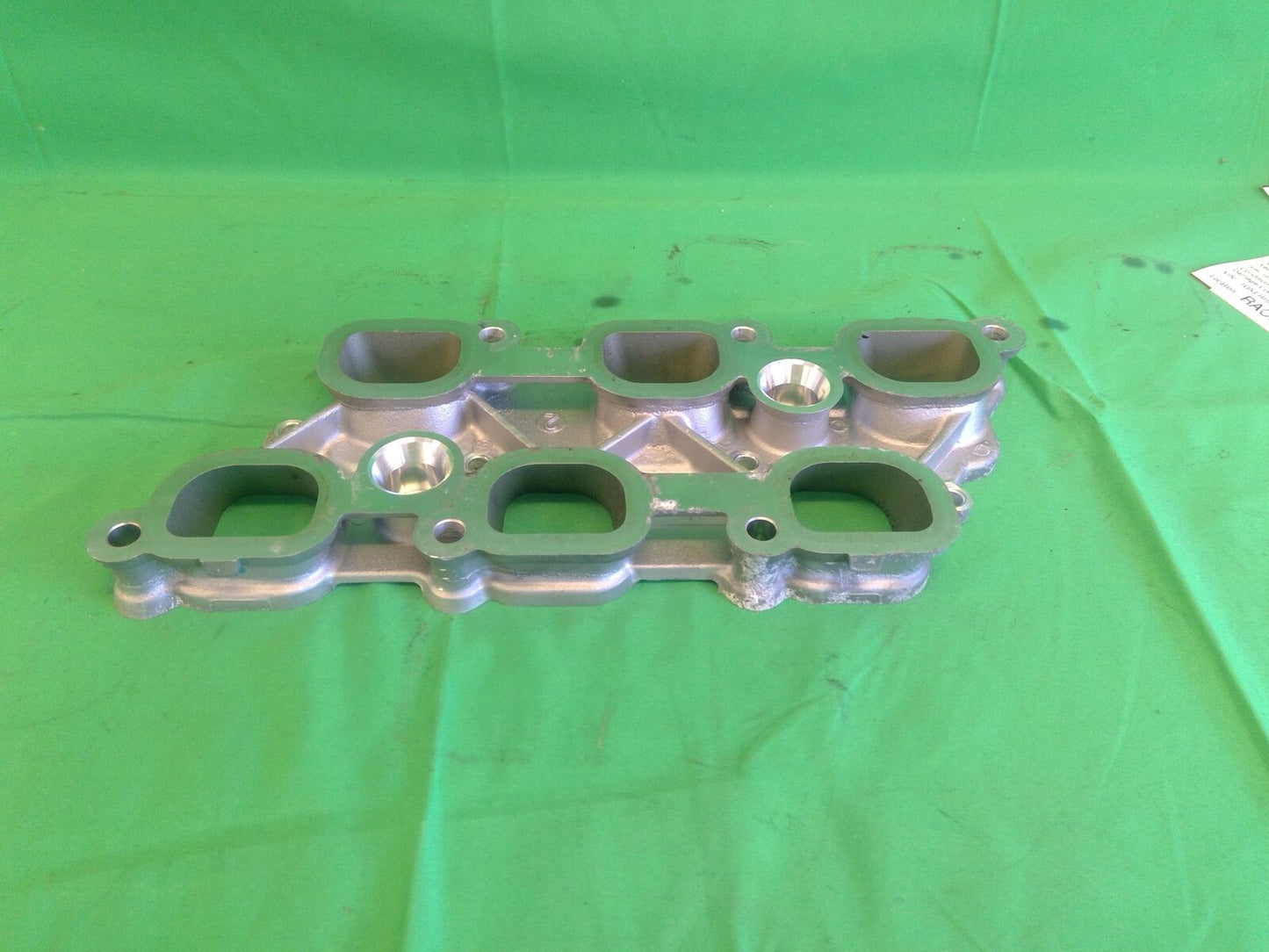 12 13 14 15 16 17 18 19 20 21 22 23 24 CHEVY TRAVERSE Intake Manifold